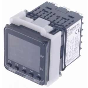 Bộ điều khiển nhiệt độ OMRON E5CC QX3A5M 003 110 220VAC  48x48mm