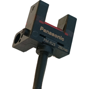 Cảm biến quang loại siêu nhỏ PANASONIC PM-R25 5-24VDC, 6mm