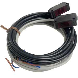 Cảm biến quang nhỏ gọn có bộ khuyếch đại PANASONIC CX-411