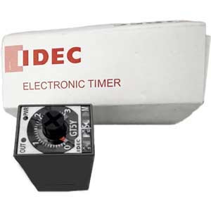 Timers GT5Y-2SN3A200 IDEC 200-240VAC, DPDT, 8 chân dẹt