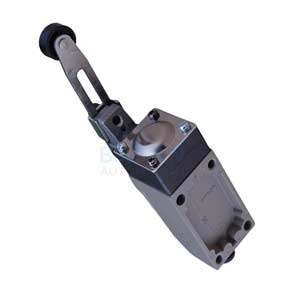 Công tắc hành trình  OMRON HL-5030 OMR Adjustable roller lever; DPST (1NO+1NC); 5A at 24VDC, 5A at 250VAC; 7.35N; 33mm; 82mm; 32mm